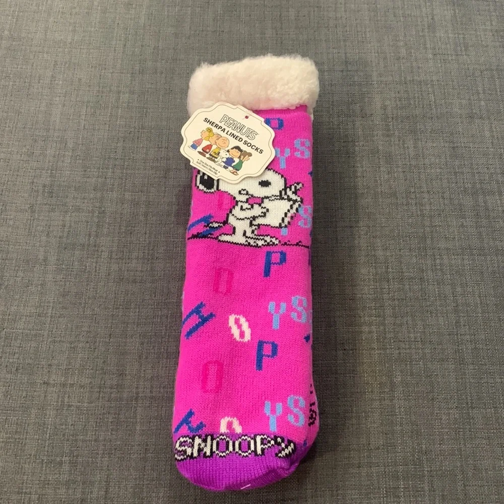 Peanuts NEW Snoopy Sherpa Lined Socks One Size Fits Most Soft Warm Non Skip